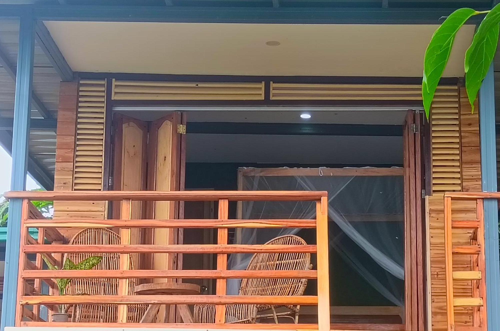 The View - Jungle Lodges - Port Barton San Vicente  Exteriör bild