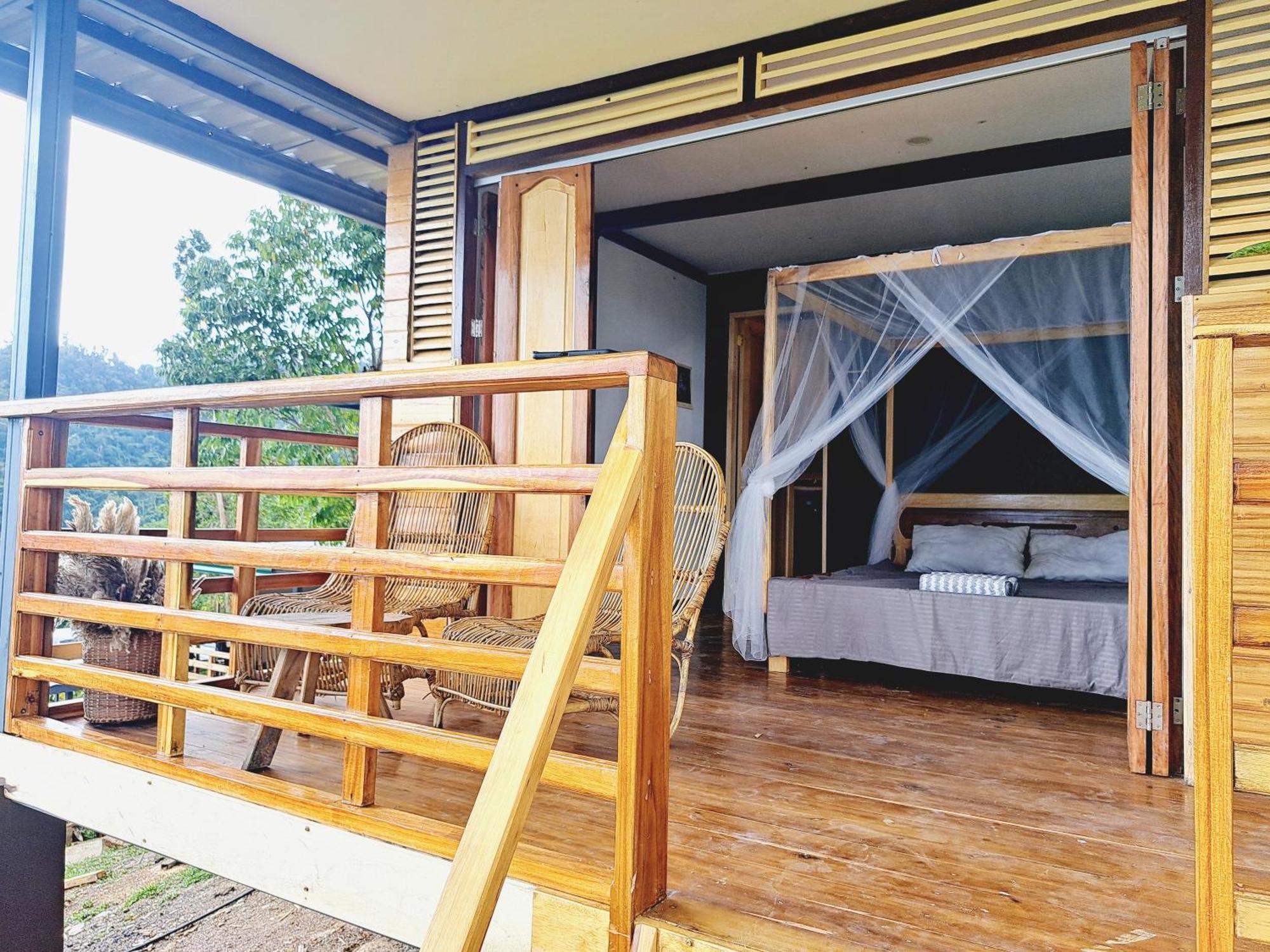 The View - Jungle Lodges - Port Barton San Vicente  Exteriör bild